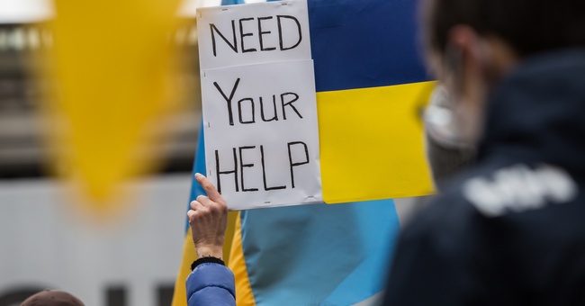 Ukrainische Flaggen © Shutterstock