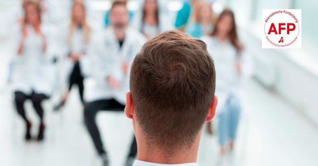 Fortbildungen © Shutterstock/APOVERLAG