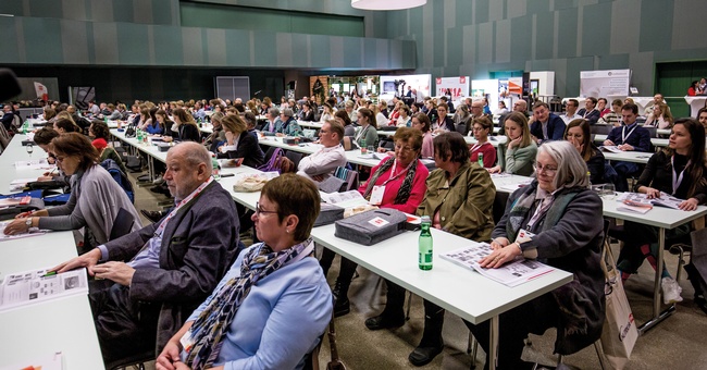 Die spannenden Vorträge fesselten die Zuhörer:innen bis zum Schluss. © Anja Prade Photographie