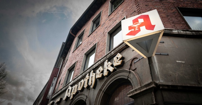 Deutsche Apotheke © iStock BalcansCat