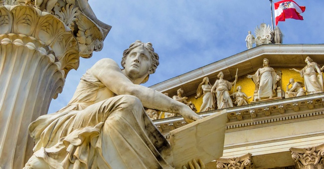Das österreichische Parlament © Shutterstock
