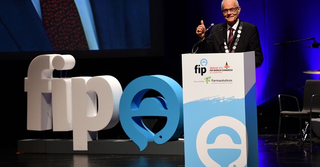 FIP-Präsident Dominique Jordan bei der Eröffnung des Kongresses in Sevilla. © Mauricio Skrycky