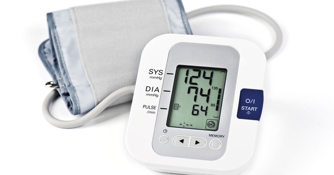 Die Wahl des individuell richtigen Blutdrucksenkers zahlt sich aus: Um 4,4 mmHg verringerte sich der systolische Druck in der Monotherapie. © Shutterstock