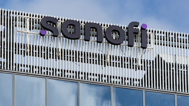 Sanofi &copy; Shutterstock