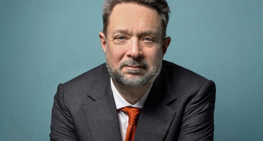 Richard Saynor, CEO von Sandoz, will sich dem Zolldruck Trumps nicht beugen und weiter nicht in den USA produzieren. © Sandoz