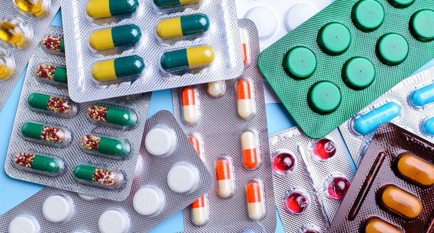 Medikamente &copy; Shutterstock