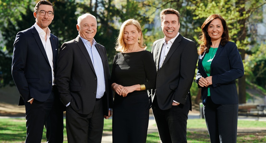 Apothekerkammer-Präsidium (v. l.): Philipp Saiko, Gerhard Kobinger, Ulrike Mursch-Edlmayr, Raimund Podroschko, Susanne Ergott-Badawi  © Martin Hörmandinger