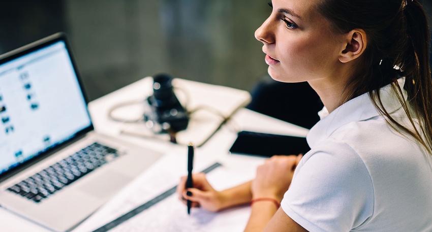 Online-Fortbildung &copy; shutterstock