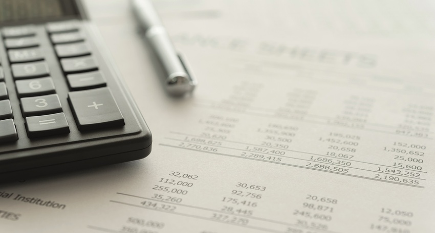 Rechnungen © Shutterstock