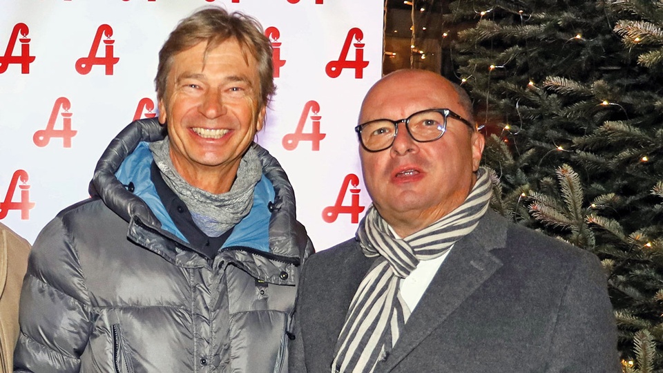   Andreas Windischbauer (PHAGO) mit Verbandspräsident Veitschegger. © Beigestellt