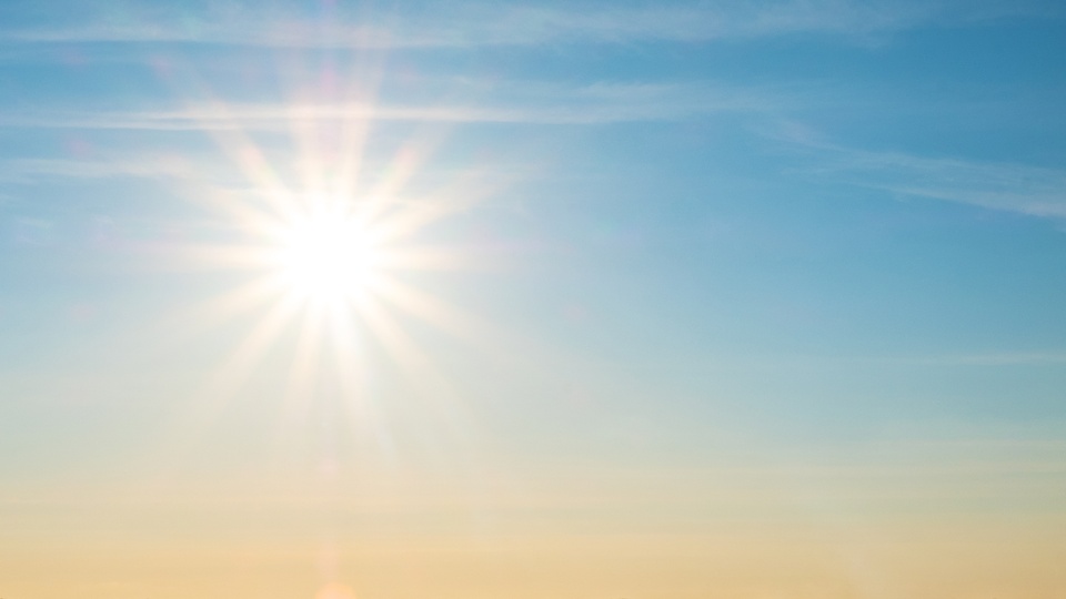 Eine strahlende Sonne. © Shutterstock