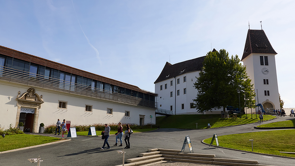 Unter dem Motto „Gesundheit geht durch den Magen –  Stoffwechsel und Ernährung“ lud Schloss Seggau bereits zum 28. Mal  in die Südsteiermark zu den Seggauer Fortbildungstagen. © Fiedler