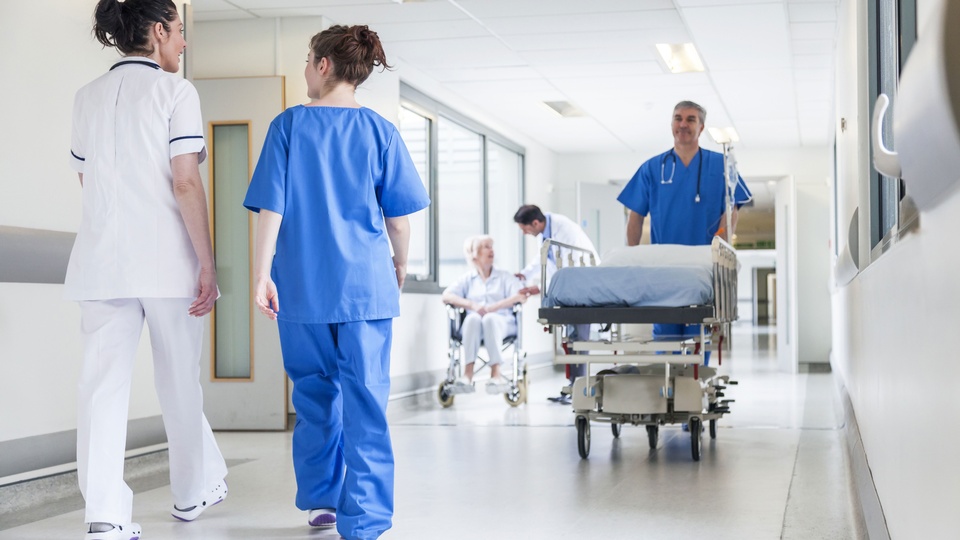 Themenbild Krankenhaus © Shutterstock