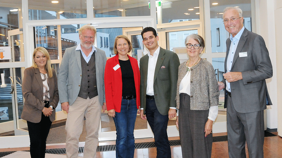 Von links: Silvia Schuster, Thomas Haug, Sonja Gaube, Stephan Niedan, Susana Niedan-Feichtinger, Thomas Feichtinger &copy; beigestellt