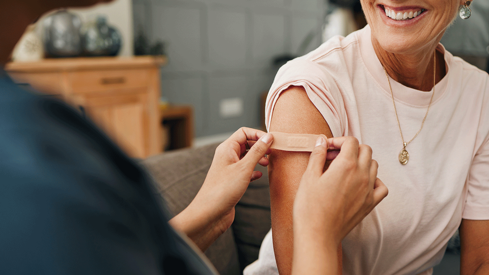 Influenza-Impfungen sind zwischen Mitte Oktober und Ende November vorgesehen. COVID-19-Impfungen sollten bis zum Fr&uuml;hherbst erfolgen.  &copy; AdobeStock