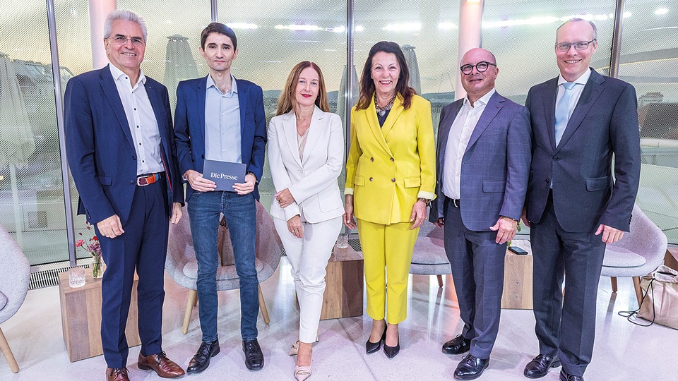 © Roland Rudolph Das Podium (v. l. n. r.): Hans-Peter Hubmann, Moderator Köksal Baltaci, Waltraud Stromer, Maria M. Hofmarcher-Holzhacker, Thomas W. Veitschegger, Alexander Biach © Roland Rudolph