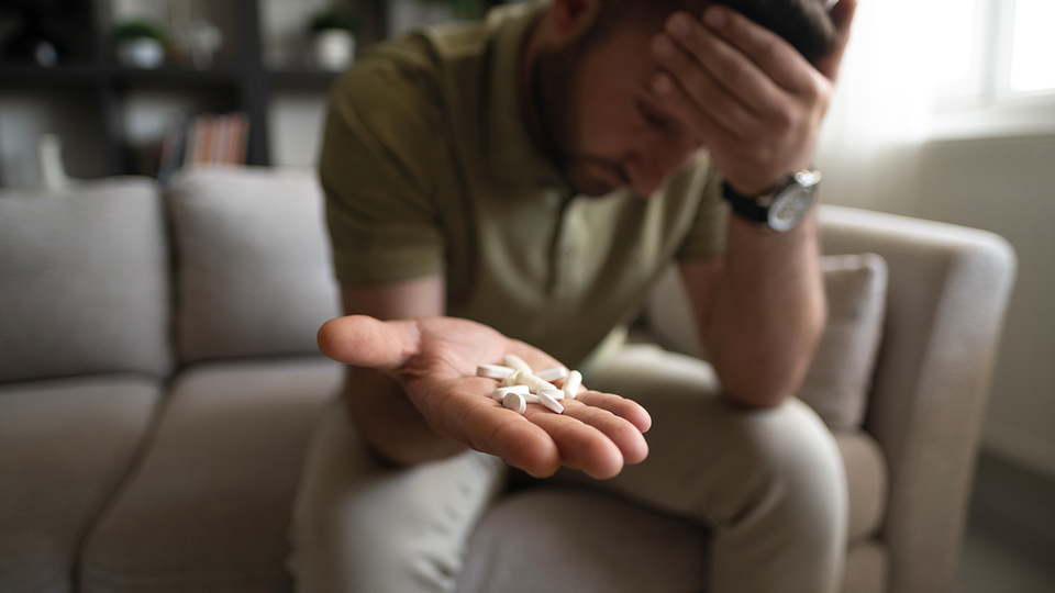 Antidepressiva stehen seit Jahrzehnten im Zentrum der pharmakologischen Behandlung depressiver St&ouml;rungen. &copy; iStock