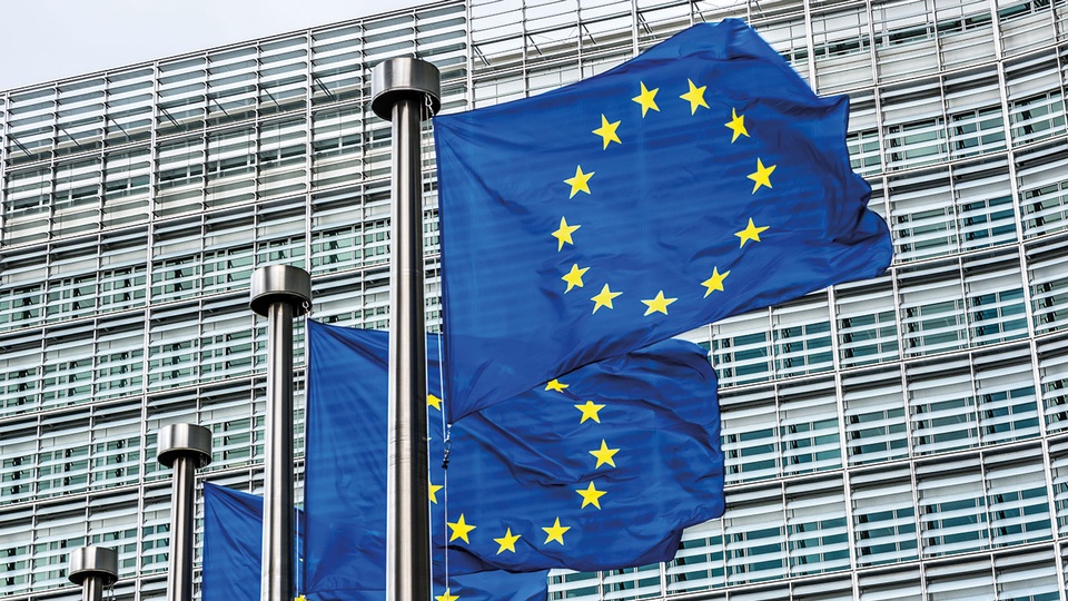 Das Pharmapaket ist die erste &Uuml;berarbeitung der EU-Arzneimittelgesetze seit 2004. Laut der EU zielt es darauf ab, den Bed&uuml;rfnissen der Patient:innen besser gerecht zu werden. &copy; Shutterstock