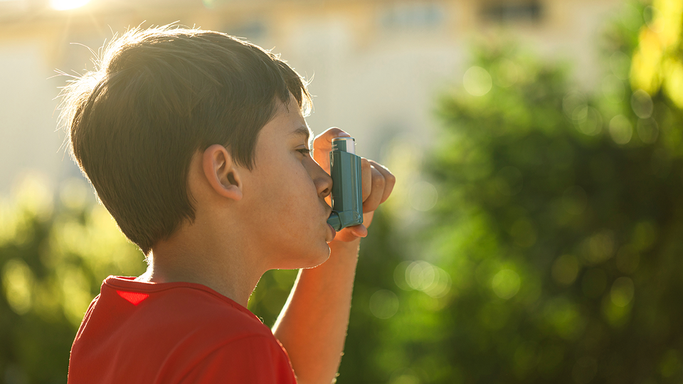© Shutterstock Kind mit Asthma © Shutterstock